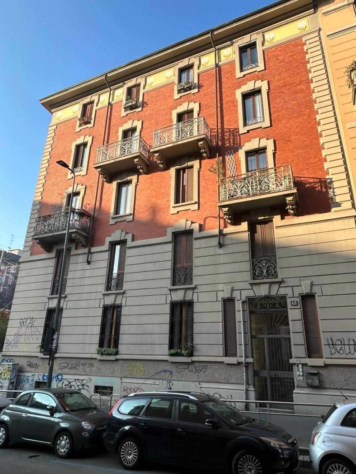 Апартаменты Ampio Bilocale Sui Navigli Milano Экстерьер фото